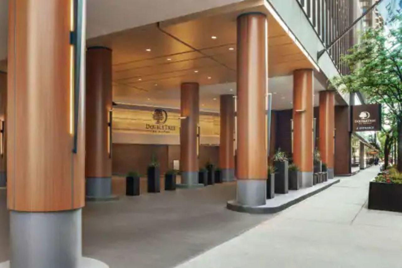 Hilton Grand Vacations Club Chicago Magnificent Mile Hotel Exterior foto