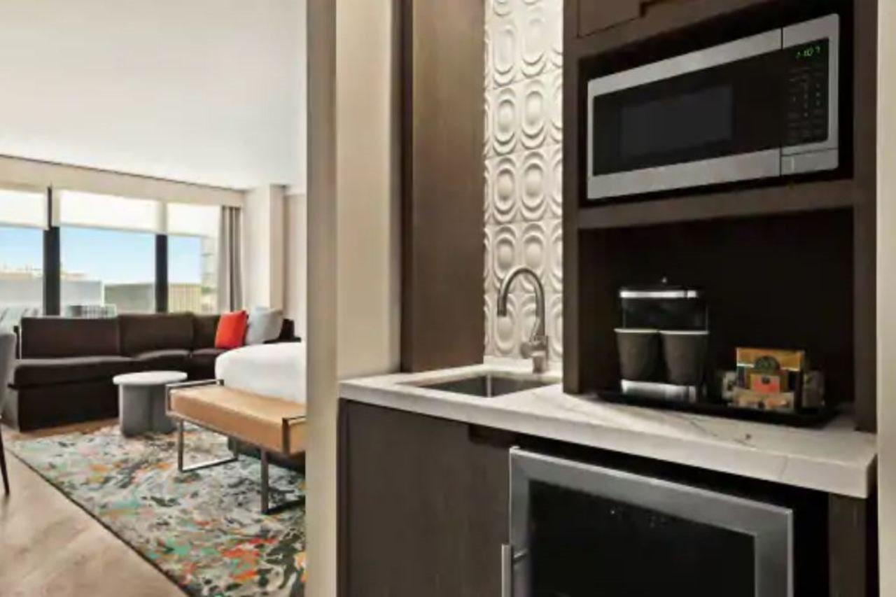 Hilton Grand Vacations Club Chicago Magnificent Mile Hotel Exterior foto